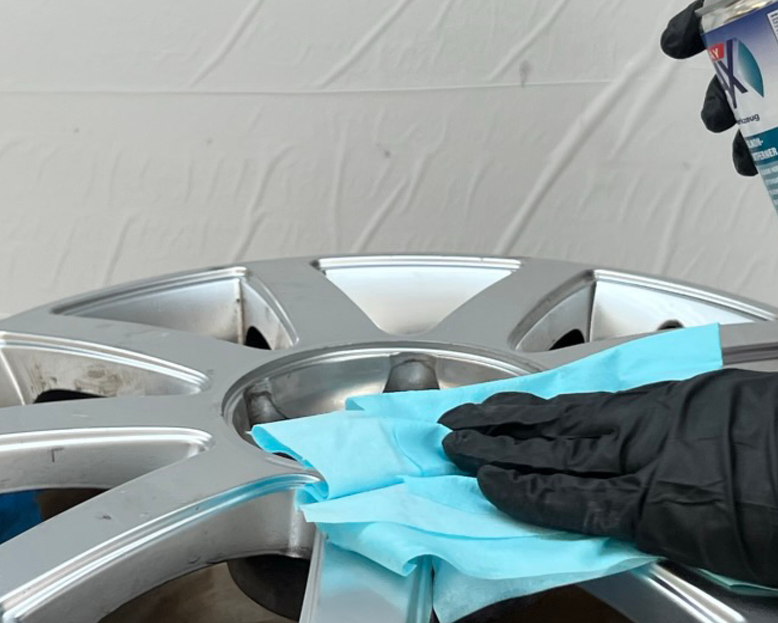 Wheel repair with SprayMax